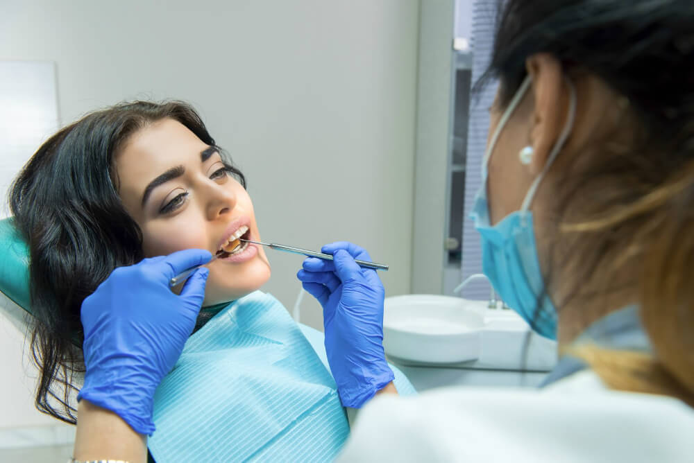 what are the injuries that require emergency dental treatment