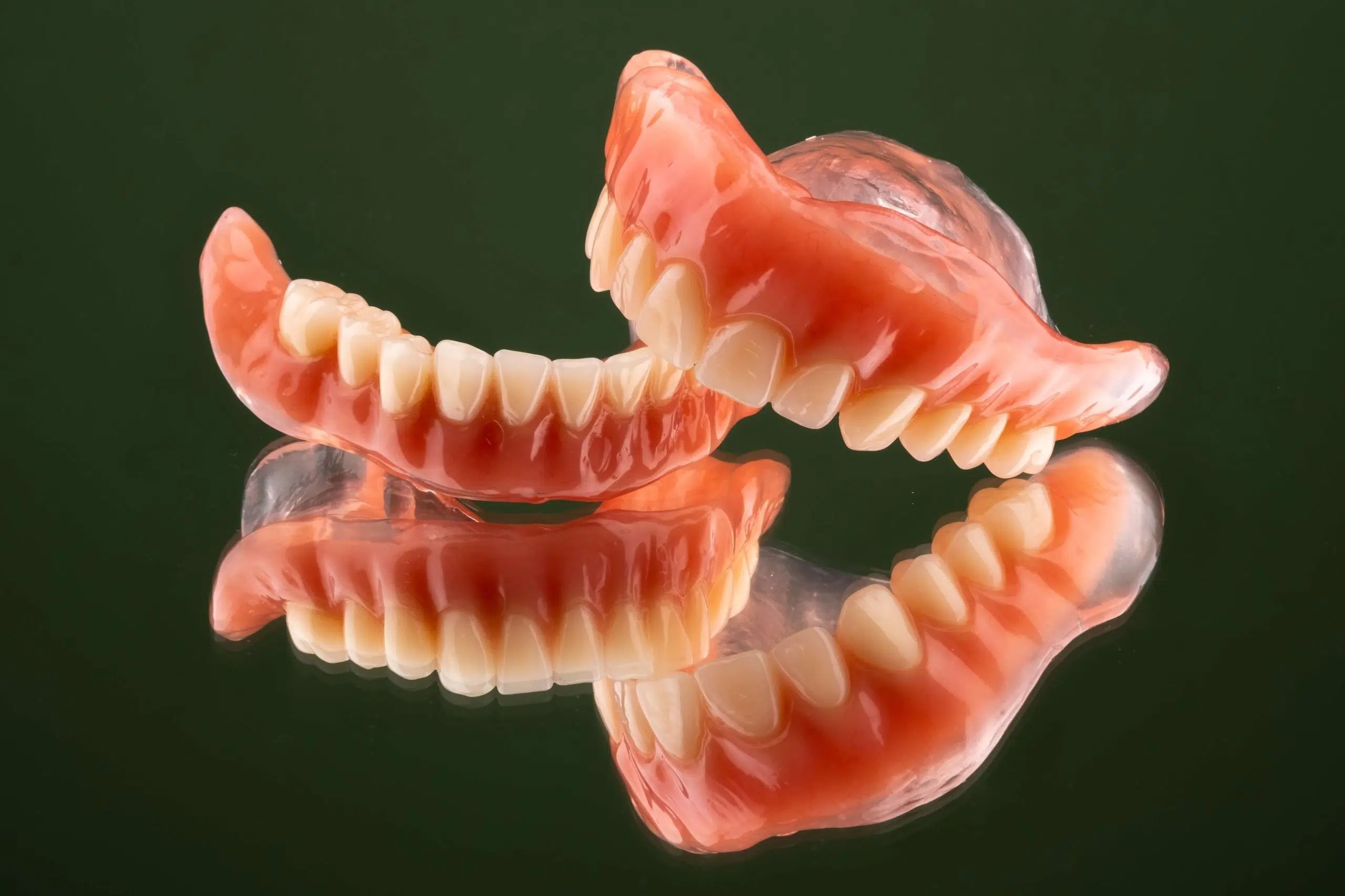 How Do Dentures Work